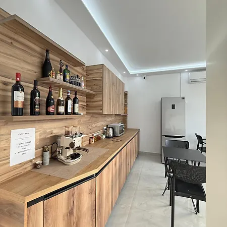 Papa-berat Szálloda